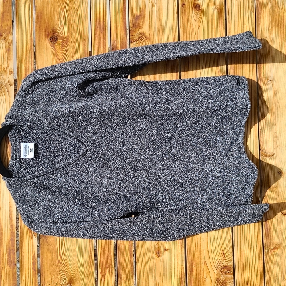 SOLD Columbia Sweater in Heathered Charcoal Gray
